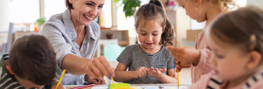 accompagnant éducatif petite enfance